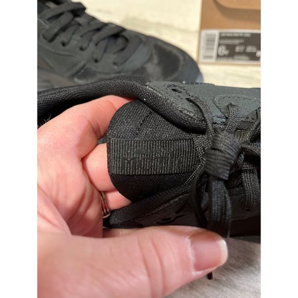 Nike Air Max Motif (GS) DH9388 003 kids size 6Y sneakers - Picture 7 of 8